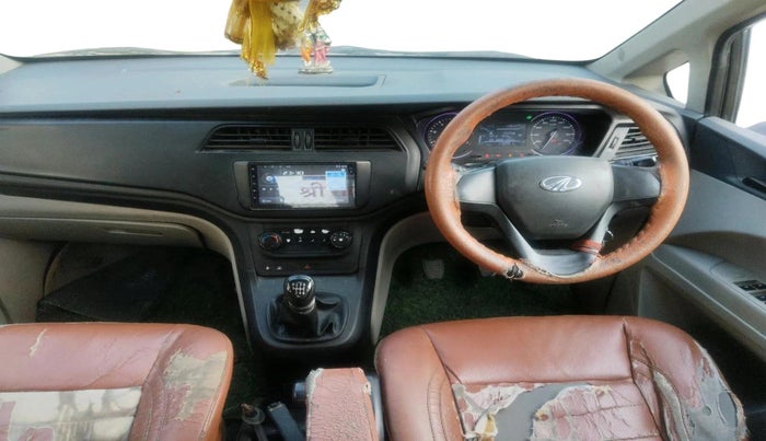 2019 Mahindra MARAZZO M2 7STR, Diesel, Manual, 1,73,291 km, interior