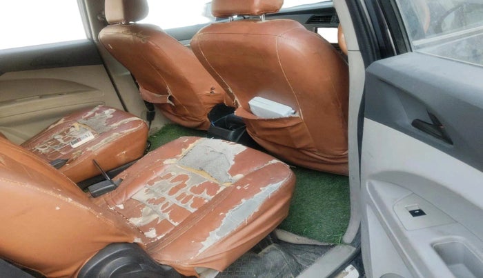 2019 Mahindra MARAZZO M2 7STR, Diesel, Manual, 1,73,291 km, interior