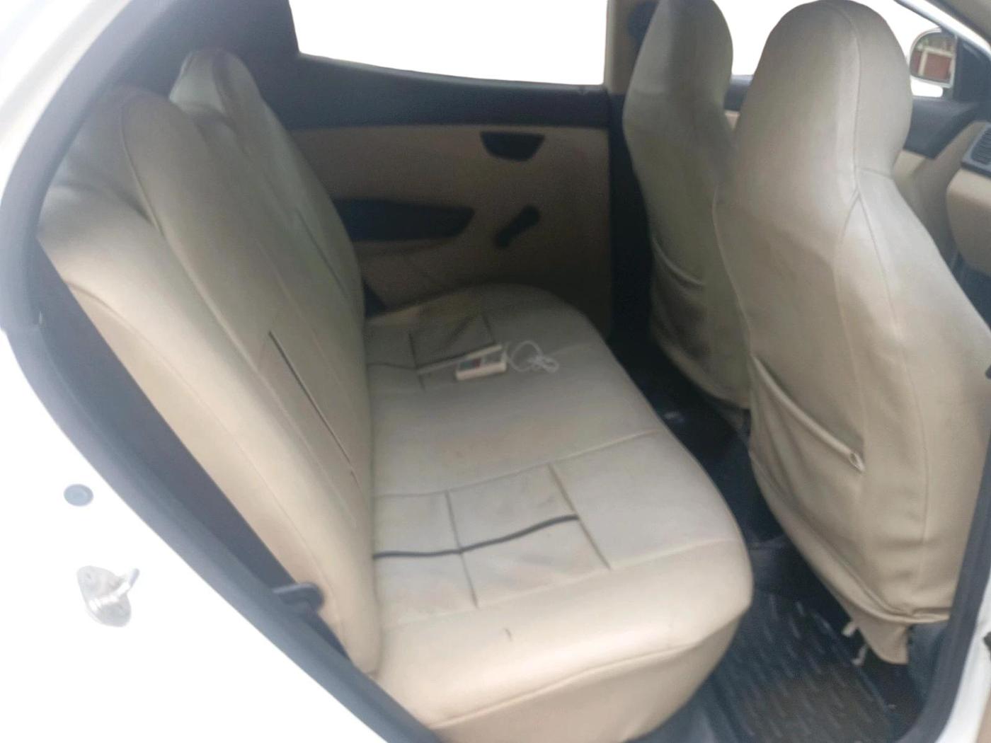 2012 Hyundai Eon ERA +, Petrol, Manual, 57,408 km, interior