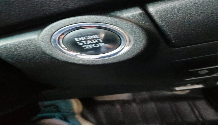 2017 Toyota Fortuner 2.8 4X2 AT, Diesel, Automatic, 1,37,934 km, interior