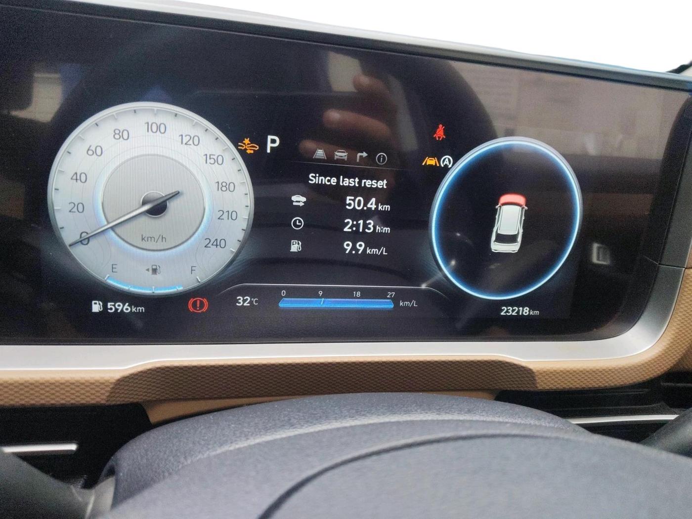 2024 Hyundai ALCAZAR Signature 6 STR 1.5 Turbo GDi Petrol DCT, Petrol, Automatic, 23,218 km, interior