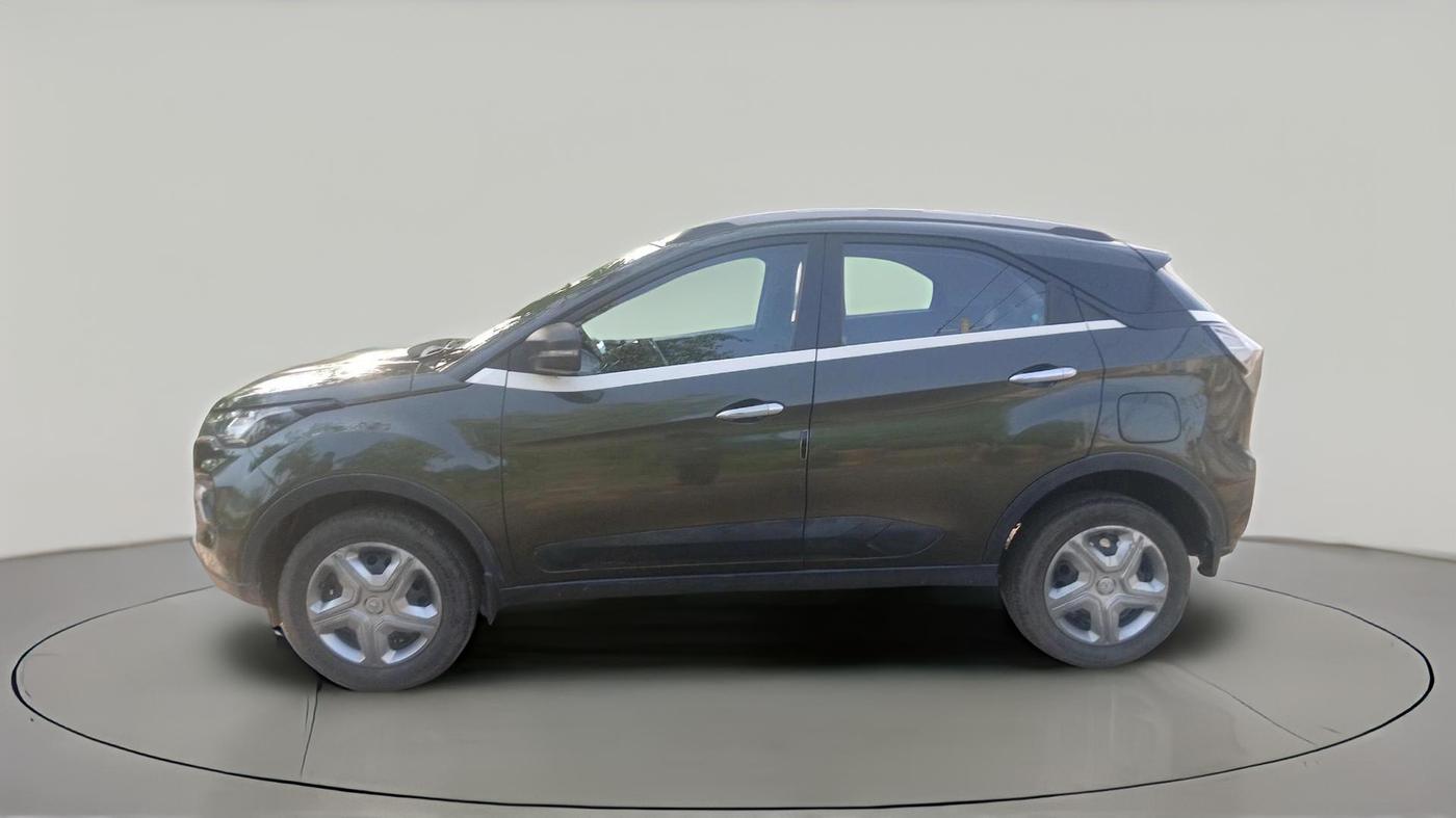 2020 Tata NEXON XM PETROL, Petrol, Manual, 56,162 km, exterior