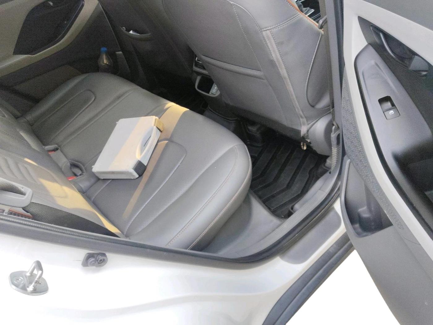 2024 Hyundai Creta E 1.5 DIESEL, Diesel, Manual, 21,465 km, interior