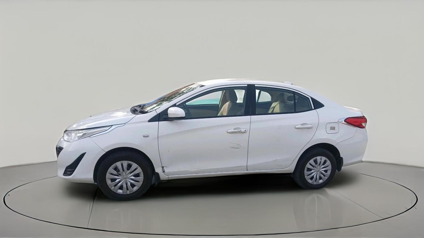 2021 Toyota YARIS J MT, Petrol, Manual, 32,859 km, exterior