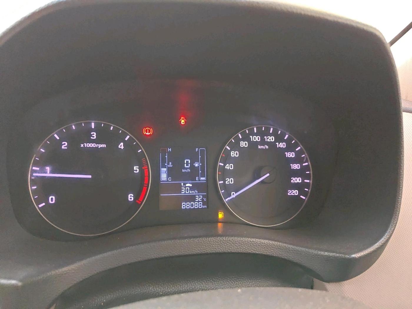 2017 Hyundai Creta E PLUS 1.4 DIESEL, Diesel, Manual, 88,088 km, interior