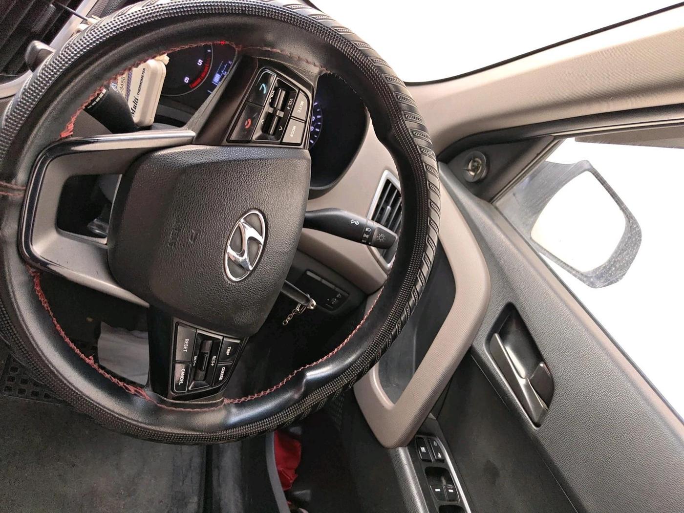 2017 Hyundai Creta E PLUS 1.4 DIESEL, Diesel, Manual, 88,088 km, interior
