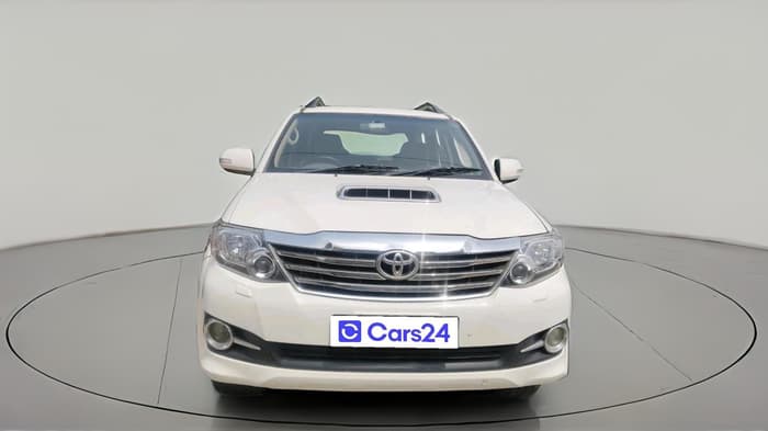 2012 Toyota Fortuner 3.0 4X4 MT, Diesel, Manual, 2,19,944 km, exterior
