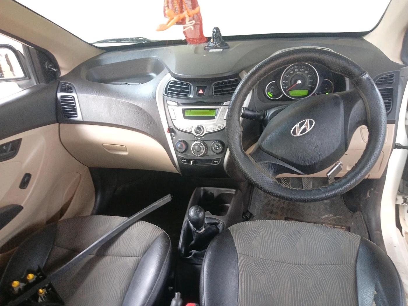 2011 Hyundai Eon MAGNA O, Petrol, Manual, 66,820 km, interior