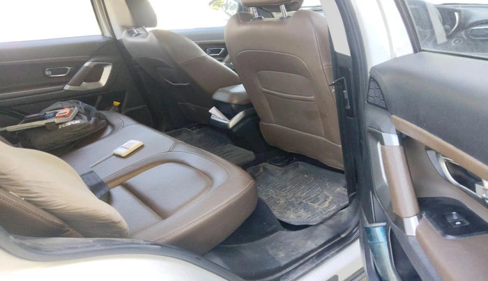 2019 Tata Harrier XZ 2.0L, Diesel, Manual, 77,262 km, interior