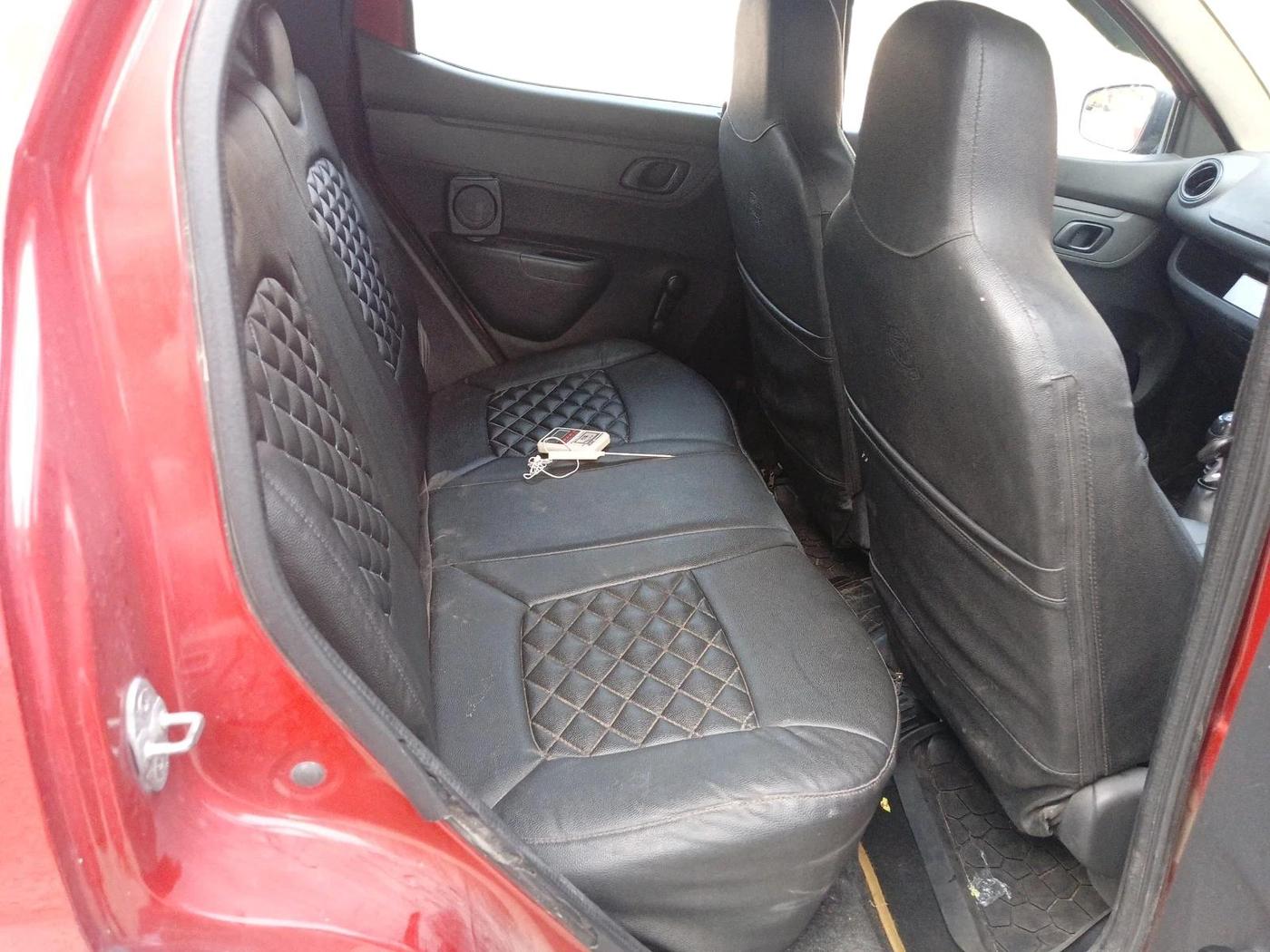2015 Renault Kwid RXT 0.8, Petrol, Manual, 74,951 km, interior