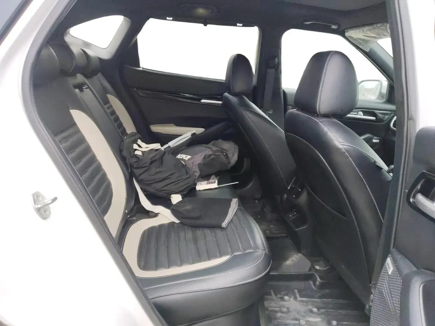 2023 KIA SELTOS GTX PLUS 1.5 DIESEL AT, Diesel, Automatic, 1,38,945 km, interior