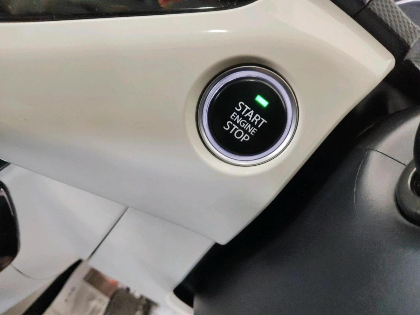 2023 Tata NEXON XZ PLUS PETROL, Petrol, Manual, 44,704 km, interior
