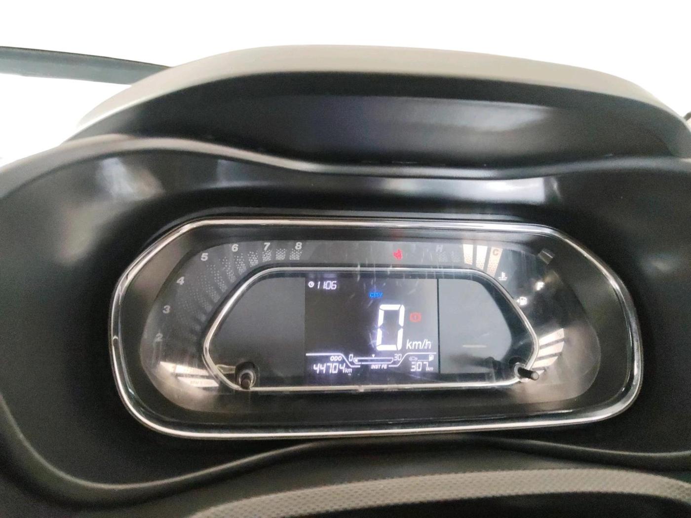 2023 Tata NEXON XZ PLUS PETROL, Petrol, Manual, 44,704 km, interior
