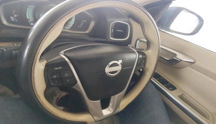 2016 Volvo S60 Momentum D4, Diesel, Automatic, 78,028 km, interior