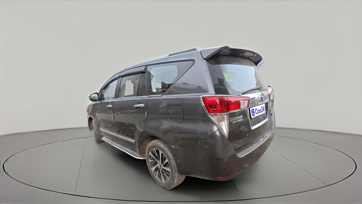 2018 Toyota Innova Crysta 2.4 ZX 7 STR, Diesel, Manual, 1,38,405 km, exterior