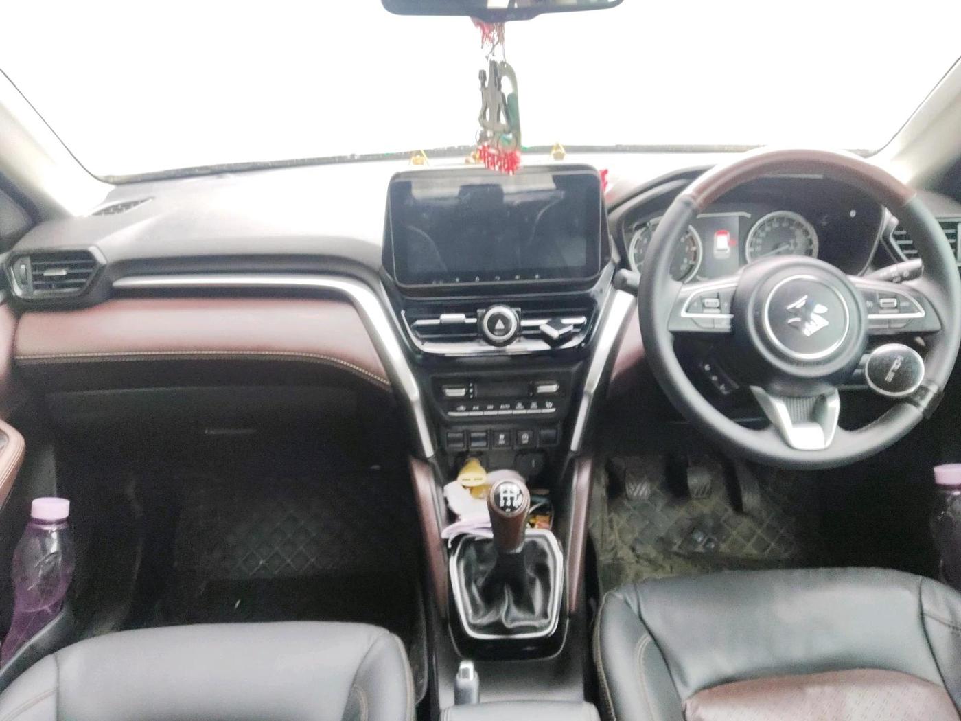 2023 Maruti Grand Vitara ZETA SMART HYBRID, Petrol, Manual, 28,796 km, interior