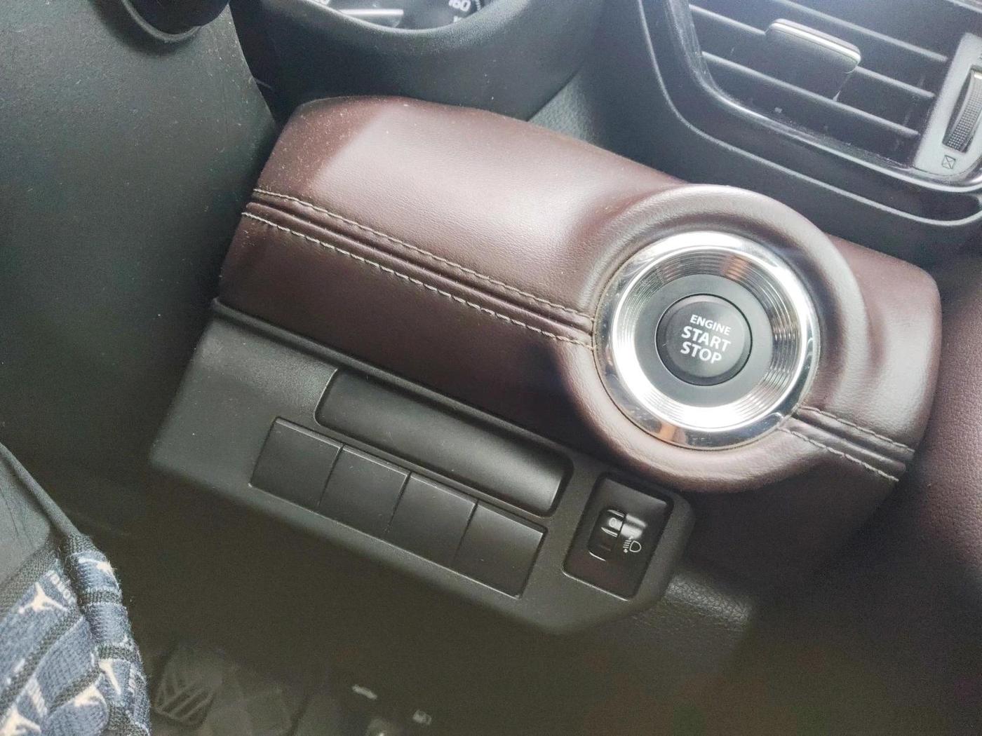 2023 Maruti Grand Vitara ZETA SMART HYBRID, Petrol, Manual, 28,796 km, interior