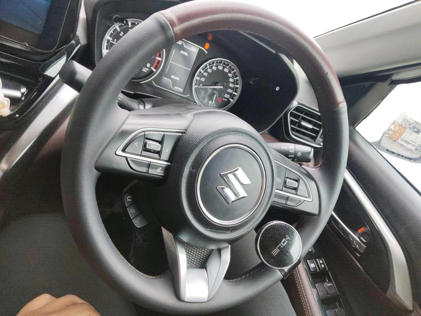 2023 Maruti Grand Vitara ZETA SMART HYBRID, Petrol, Manual, 28,796 km, interior