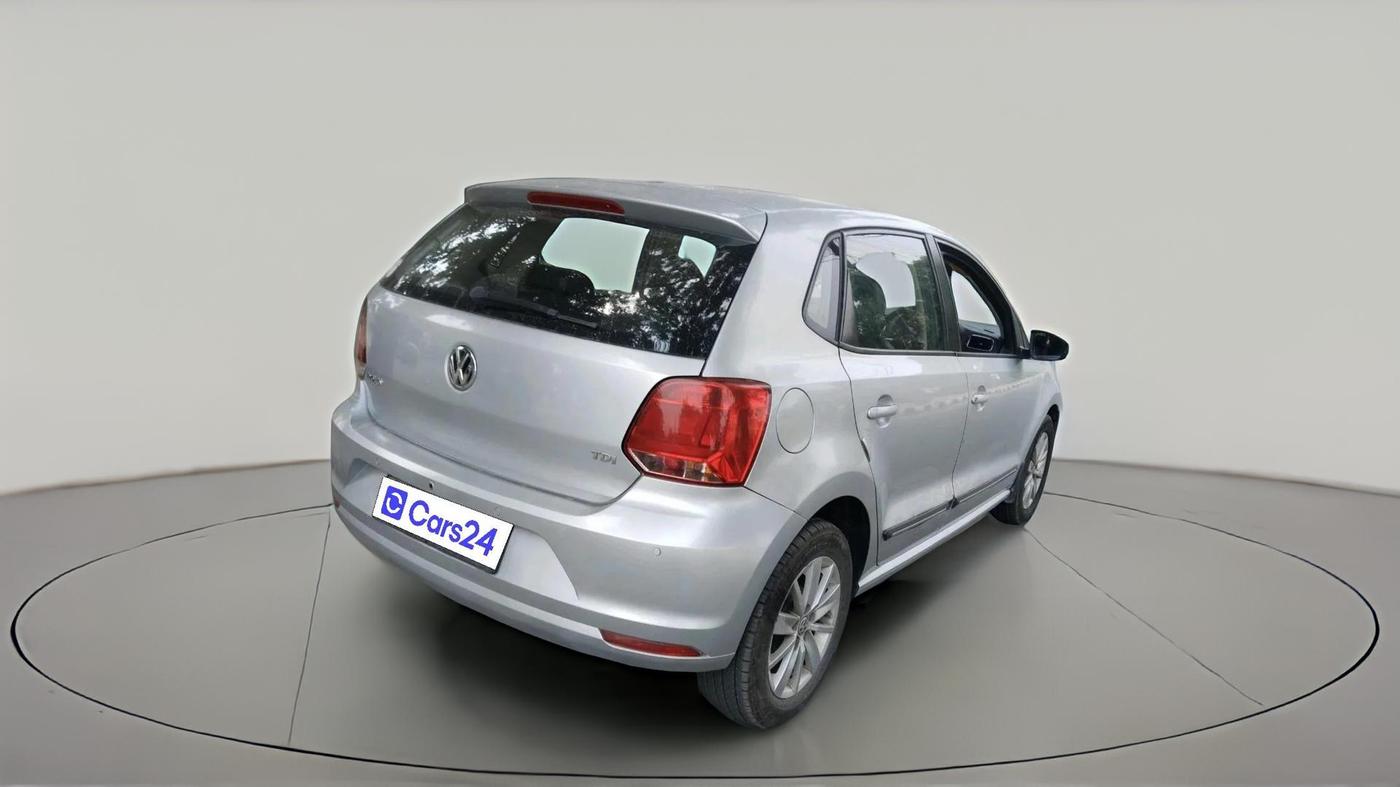2015 Volkswagen Polo HIGHLINE1.5L, Diesel, Manual, 99,049 km, exterior