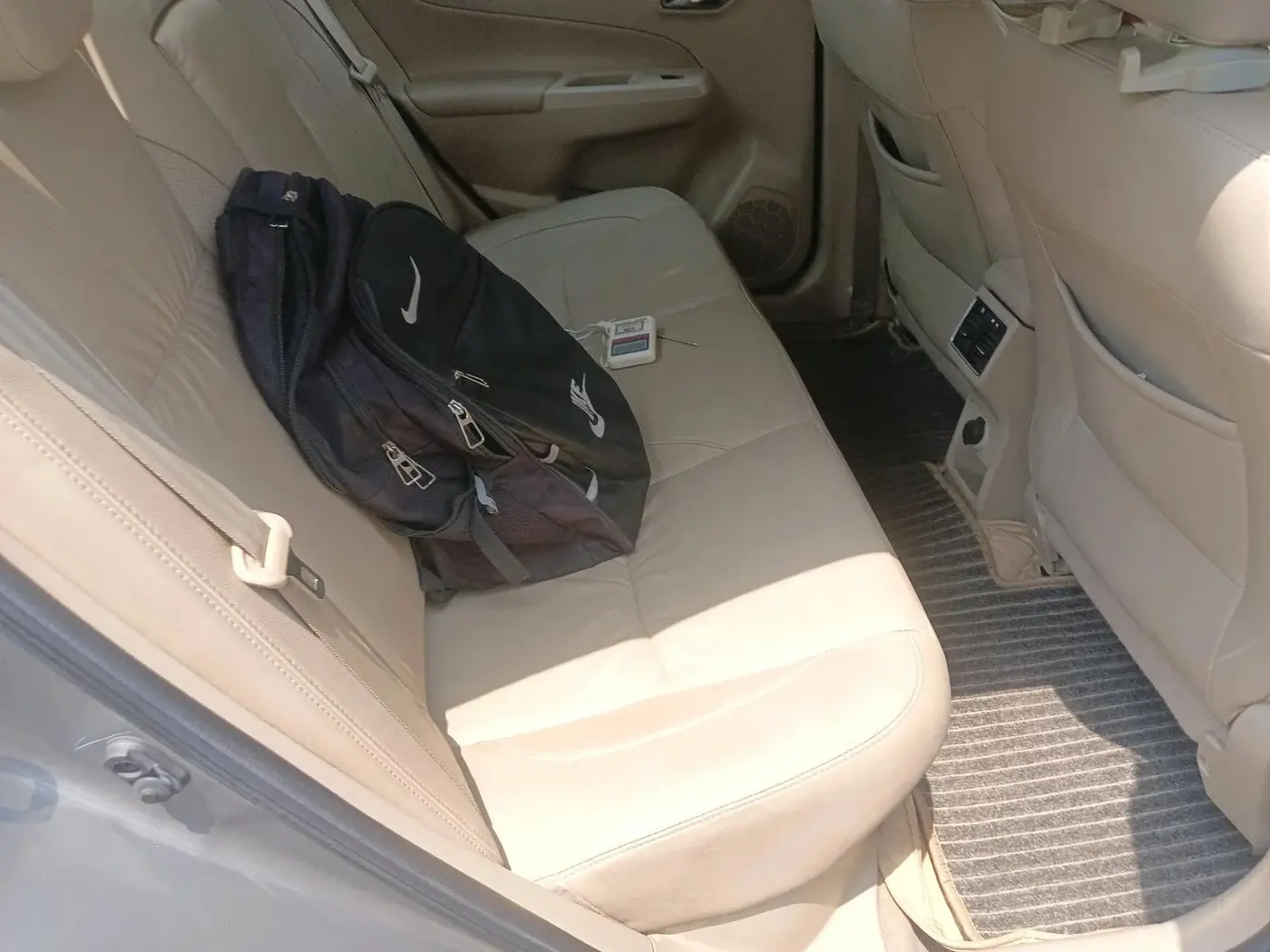 2020 Maruti Ciaz ALPHA  AT 1.5 SHVS PETROL, Petrol, Automatic, 45,312 km, interior