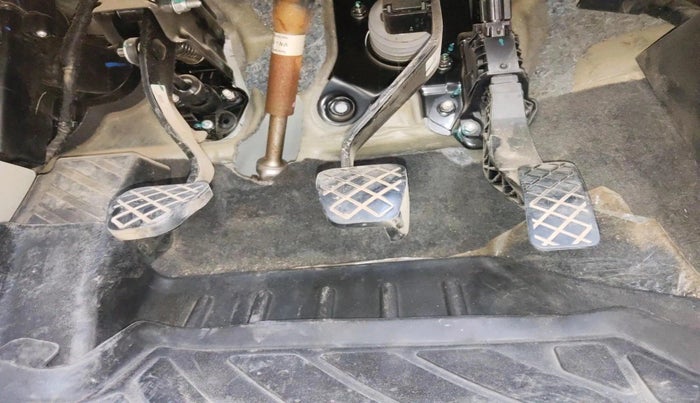 2023 Volkswagen TAIGUN COMFORTLINE 1.0 TSI MT, Petrol, Manual, 57,606 km, interior