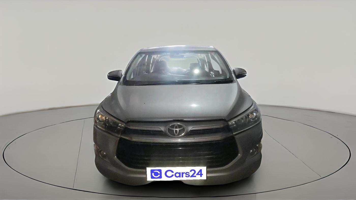 2017 Toyota Innova Crysta 2.4 ZX 7 STR, Diesel, Manual, 1,26,527 km, exterior