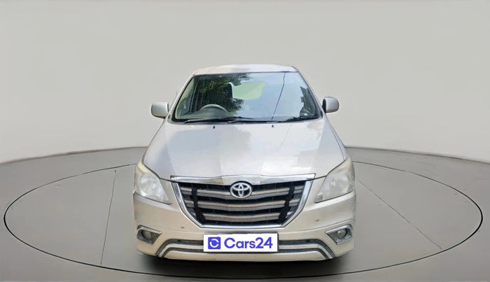 2014 Toyota Innova 2.5 GX 7 STR, Diesel, Manual, 2,88,737 km, exterior