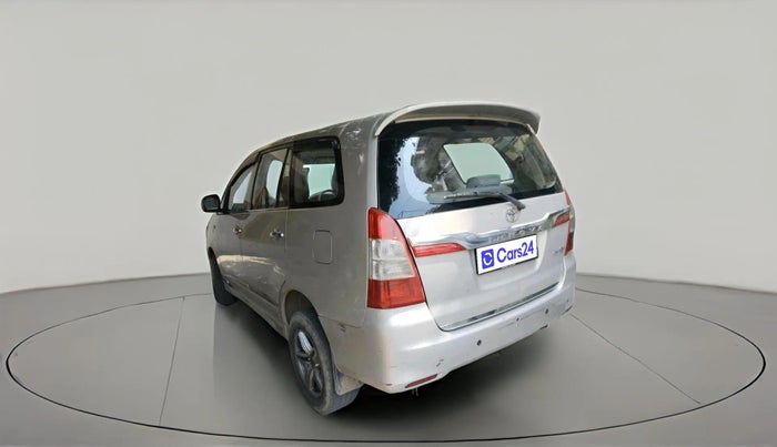 2014 Toyota Innova 2.5 GX 7 STR, Diesel, Manual, 2,88,737 km, exterior