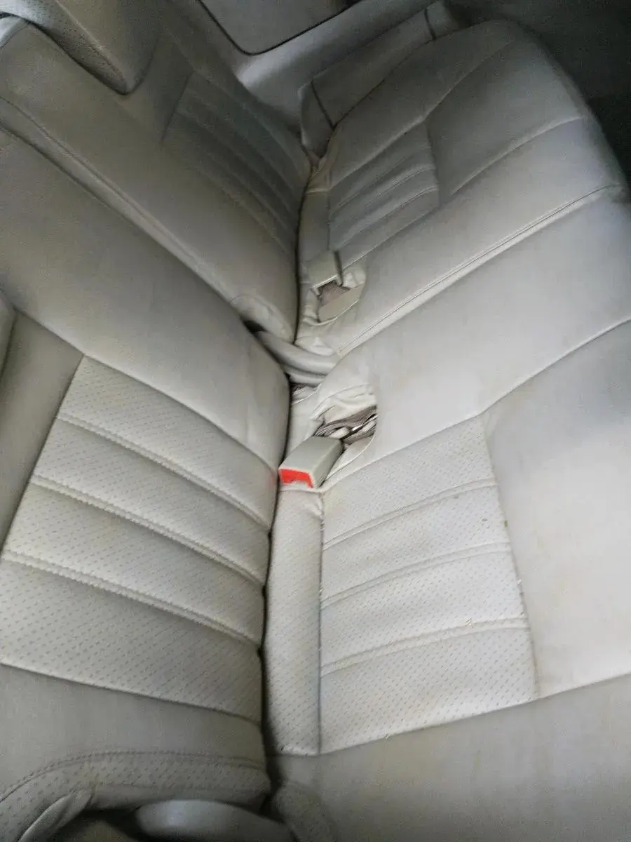 2014 Toyota Innova 2.5 GX 7 STR, Diesel, Manual, 2,88,737 km, interior