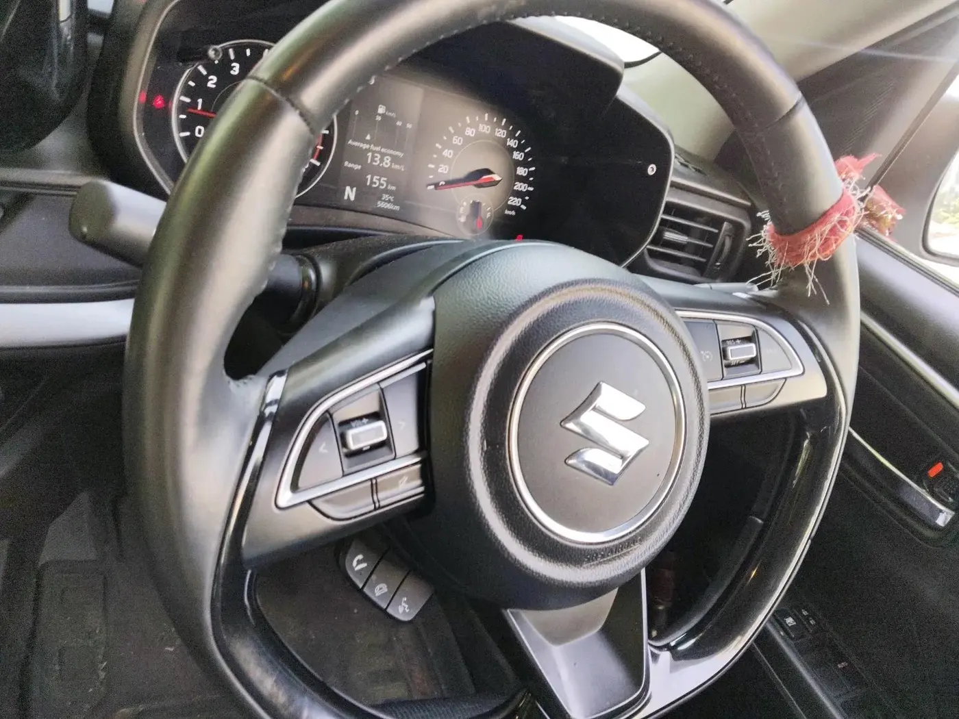 2025 Maruti Swift ZXi Plus AMT, Petrol, Automatic, 6,645 km, interior