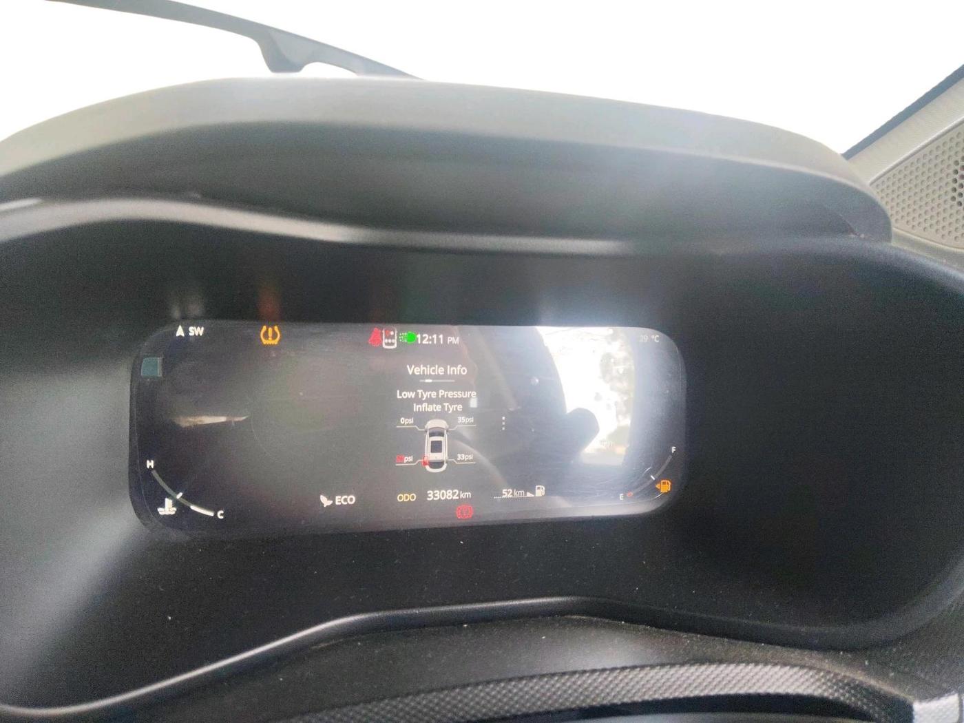 2025 Tata Curvv Accomplished S 1.2 Petrol 6MT, Petrol, Manual, 33,082 km, interior