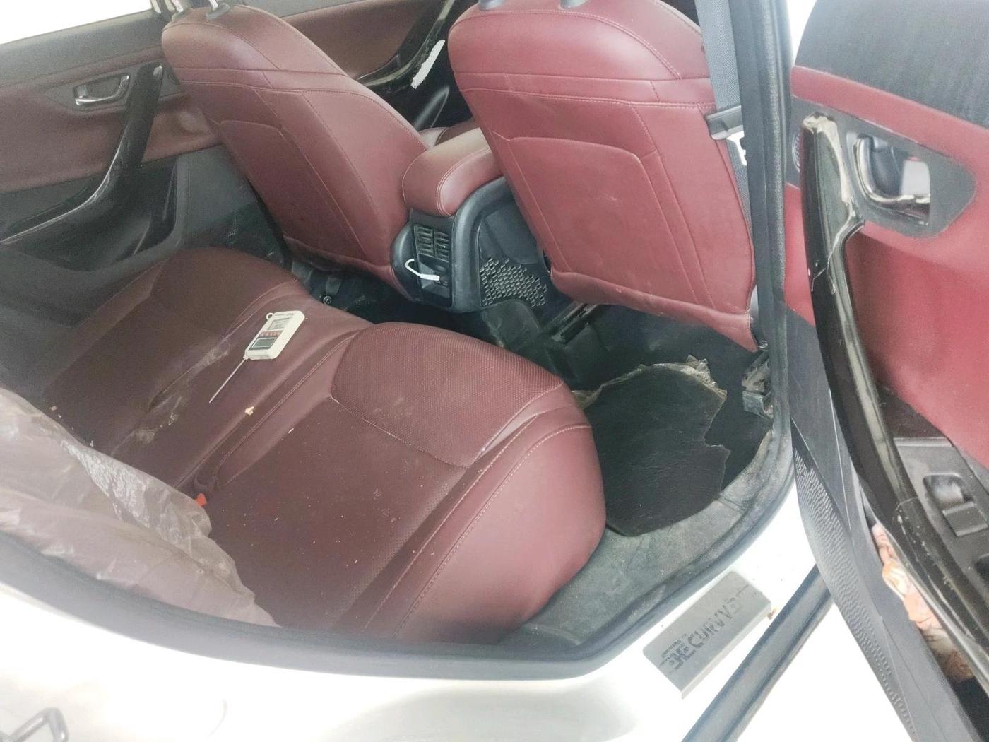 2025 Tata Curvv Accomplished S 1.2 Petrol 6MT, Petrol, Manual, 33,082 km, interior