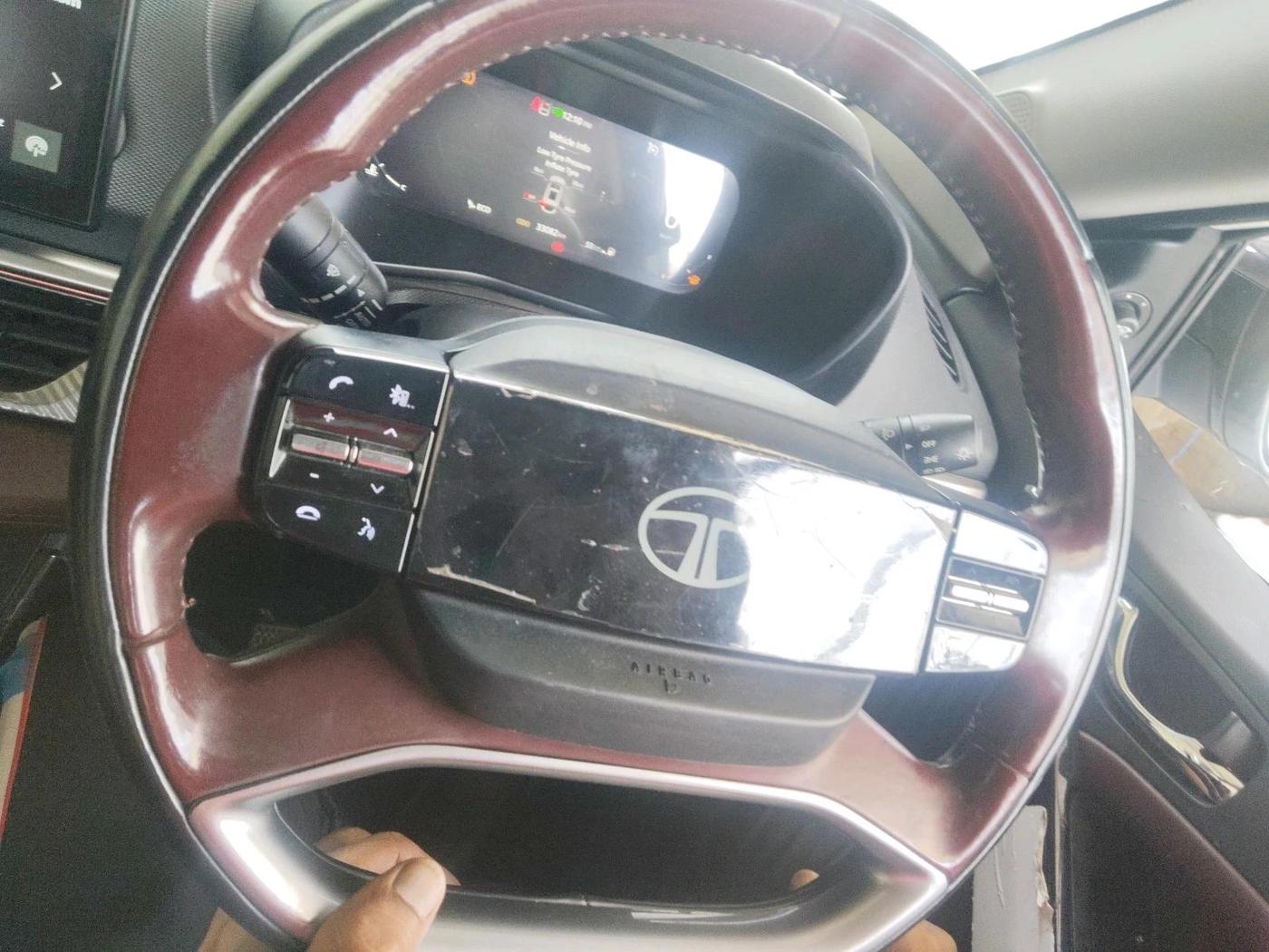 2025 Tata Curvv Accomplished S 1.2 Petrol 6MT, Petrol, Manual, 33,082 km, interior