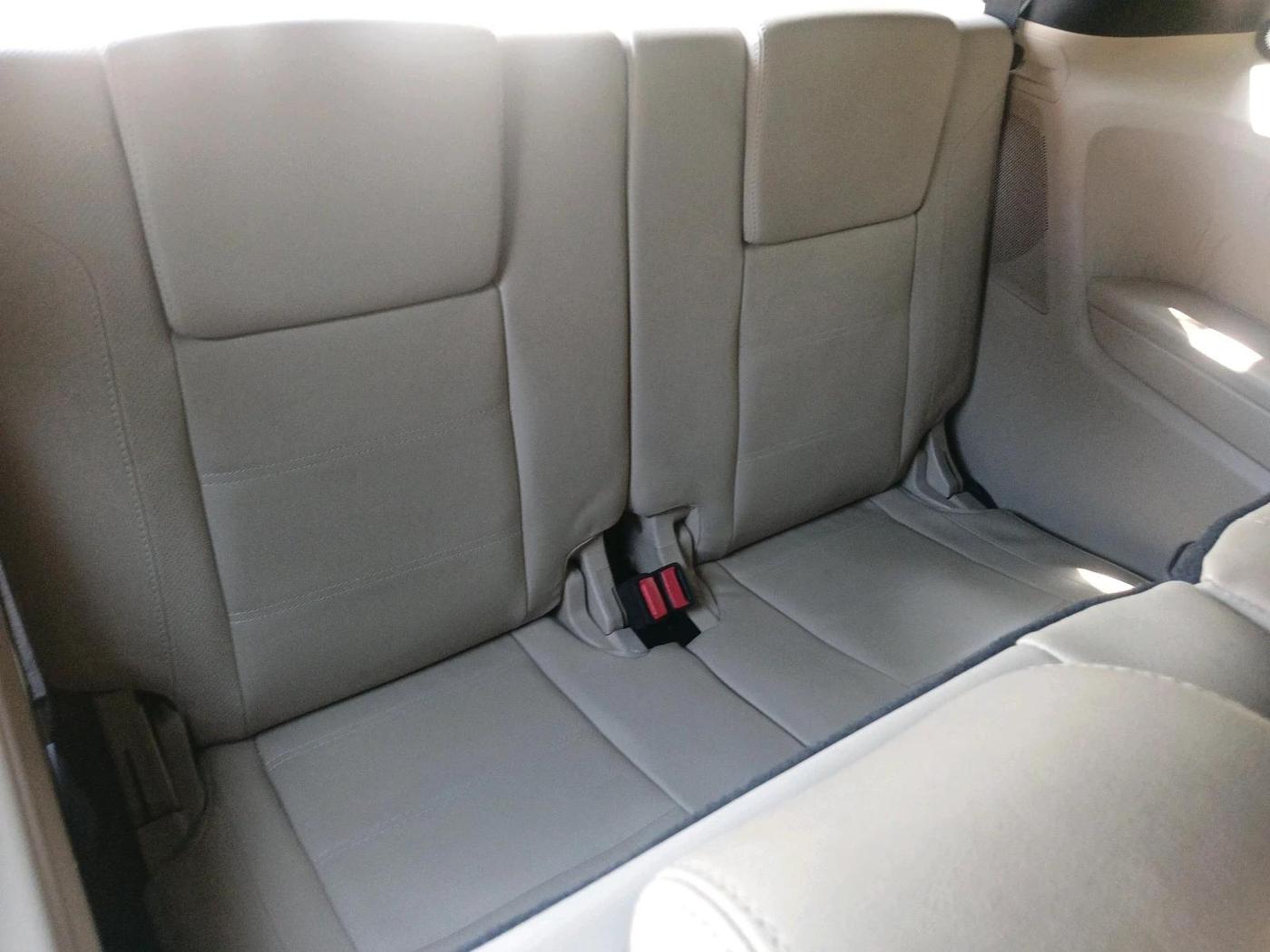 2019 Ford Endeavour TITANIUM 2.2 4X2 AT, Diesel, Automatic, 1,15,469 km, interior