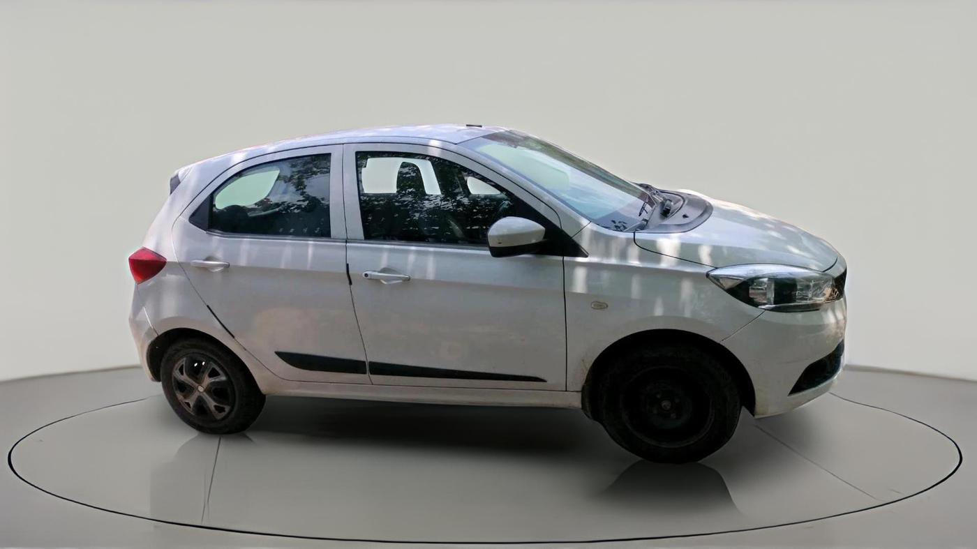 2018 Tata Tiago XT PETROL, CNG, Manual, 1,33,712 km, exterior