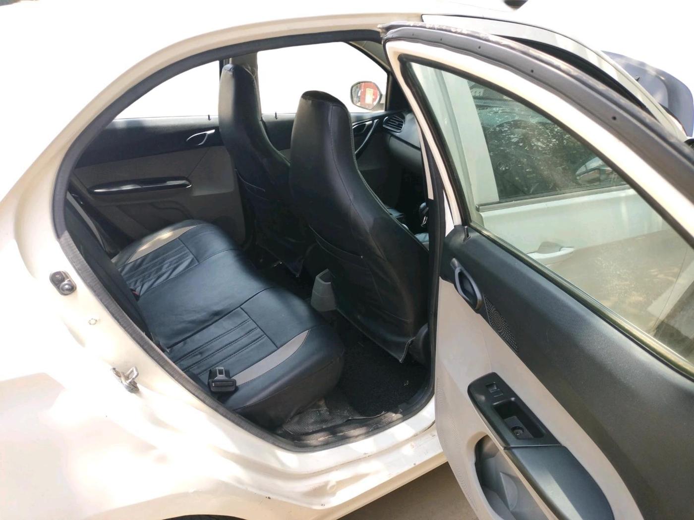 2018 Tata Tiago XT PETROL, CNG, Manual, 1,33,712 km, interior