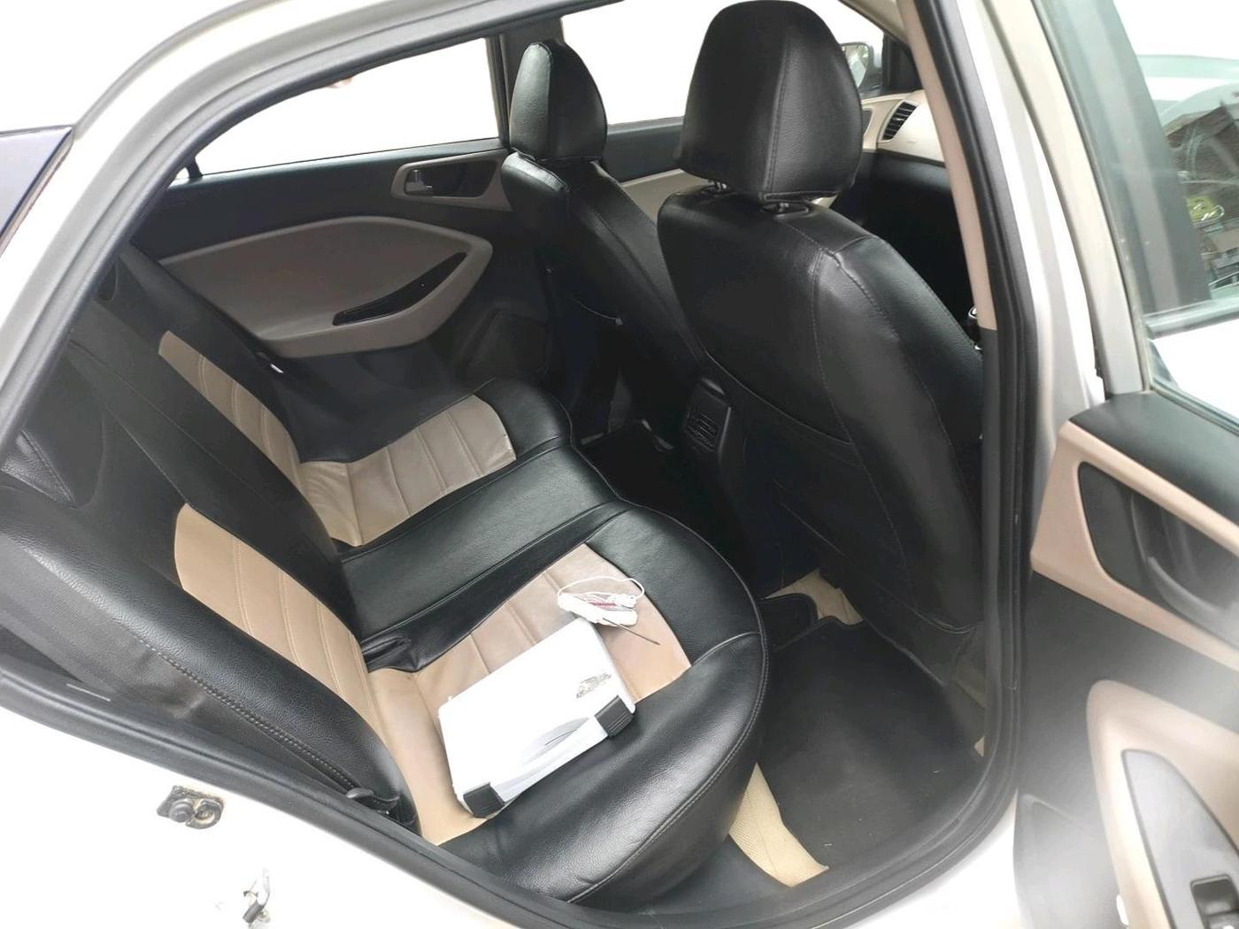 2016 Hyundai Elite i20 SPORTZ 1.4 CRDI, Diesel, Manual, 1,09,220 km, interior