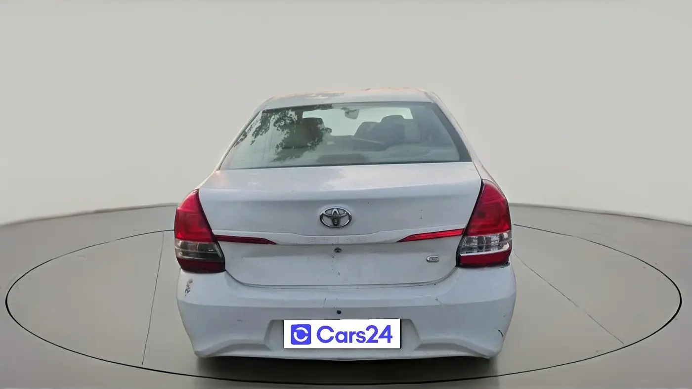 2018 Toyota Etios GX PLATINUM, Petrol, Manual, 1,25,787 km, exterior