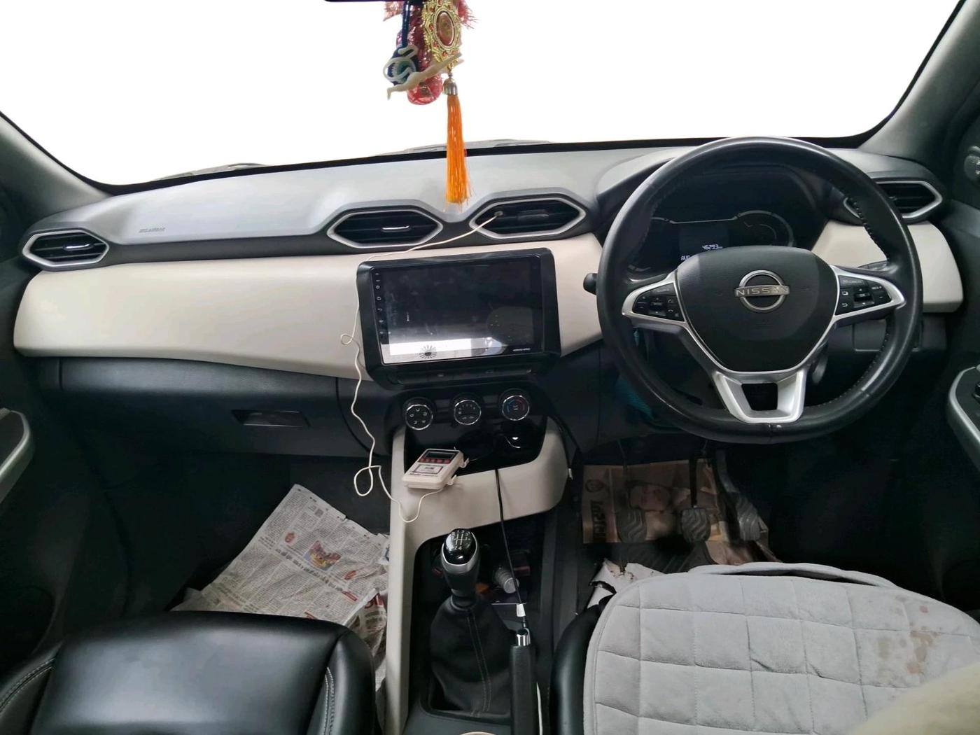 2022 Nissan MAGNITE XE, Petrol, Manual, 46,293 km, interior