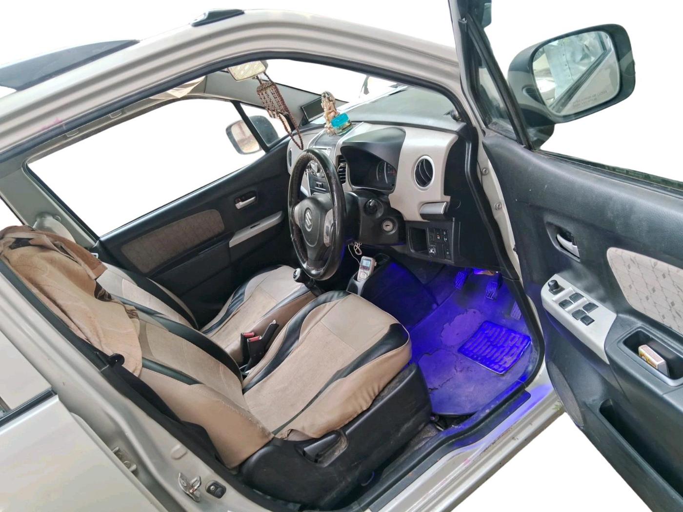 2015 Maruti Wagon R 1.0 VXI, CNG, Manual, 1,44,672 km, interior