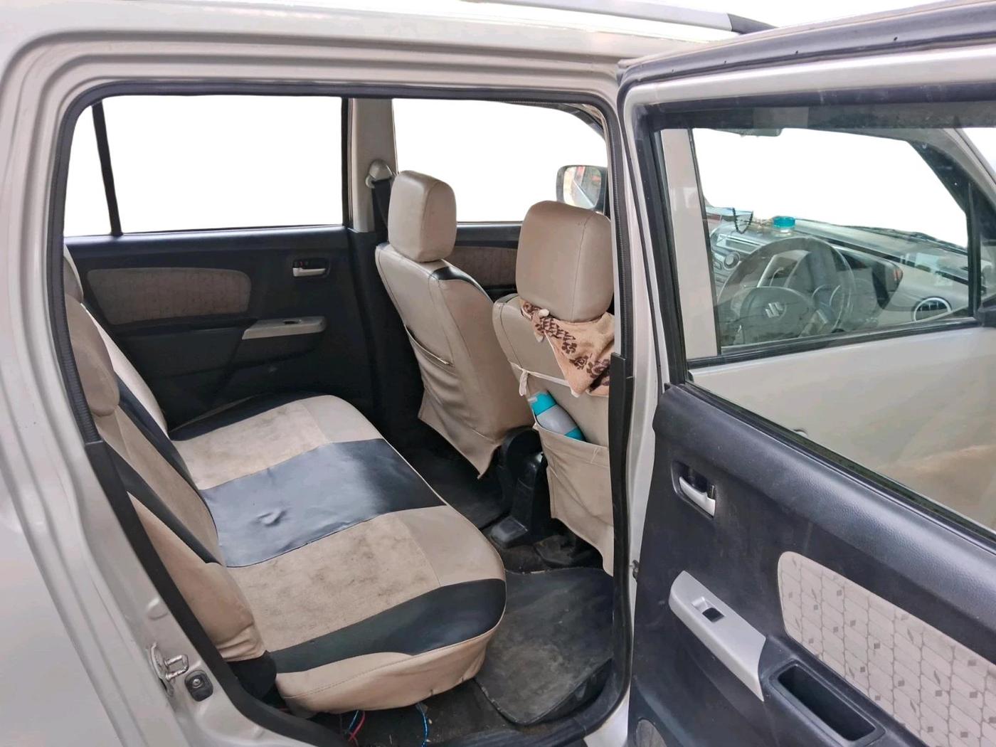 2015 Maruti Wagon R 1.0 VXI, CNG, Manual, 1,44,672 km, interior