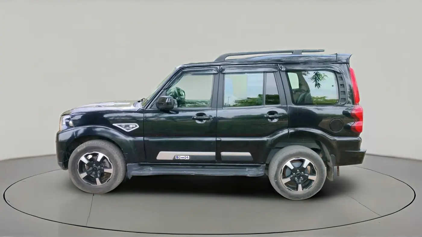 2024 Mahindra SCORPIO CLASSIC S11 7STR, Diesel, Manual, 83,299 km, exterior