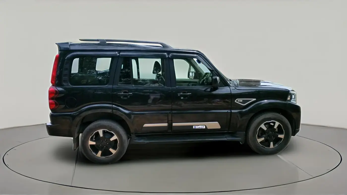 2024 Mahindra SCORPIO CLASSIC S11 7STR, Diesel, Manual, 83,299 km, exterior