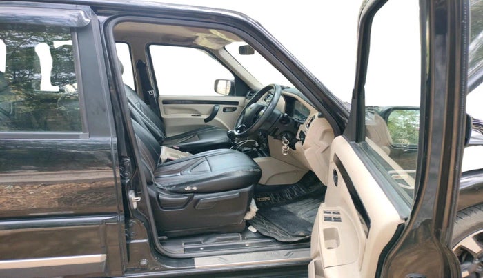 2024 Mahindra SCORPIO CLASSIC S11 7STR, Diesel, Manual, 83,299 km, interior