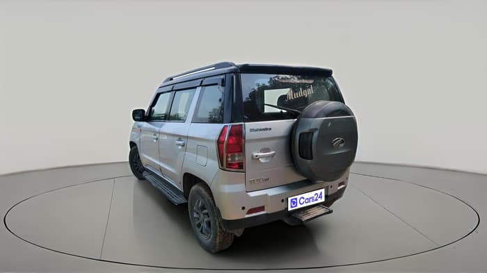 2018 Mahindra TUV300 T10, Diesel, Manual, 70,951 km, exterior
