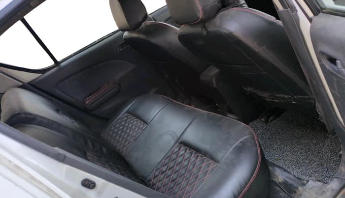 2016 Maruti Ritz LXI, CNG, Manual, 1,10,581 km, interior