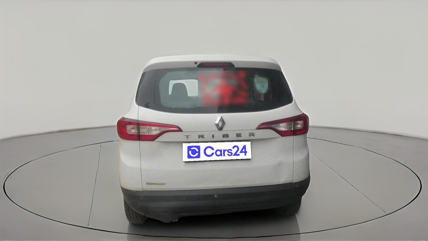 2024 Renault TRIBER RXE MT, Petrol, Manual, 19,936 km, exterior