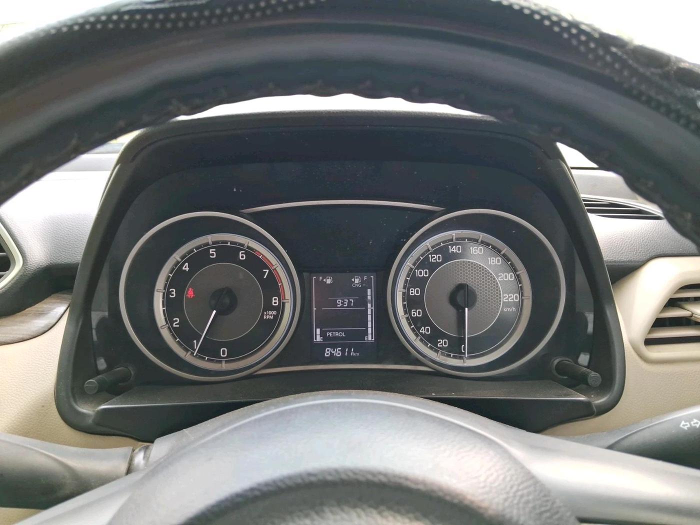 2022 Maruti Dzire VXI CNG, CNG, Manual, 84,611 km, interior