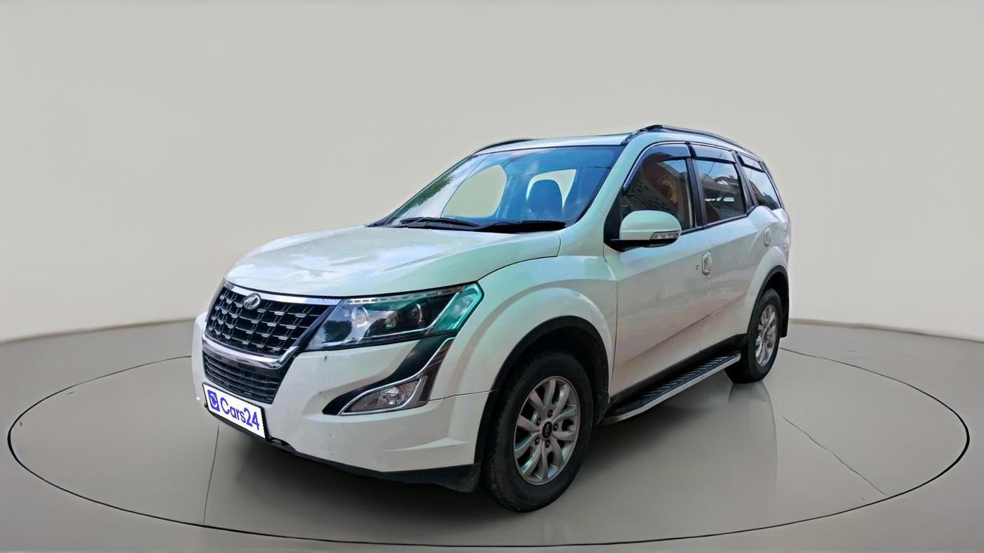 2019 Mahindra XUV500 W9, Diesel, Manual, 68,914 km, exterior