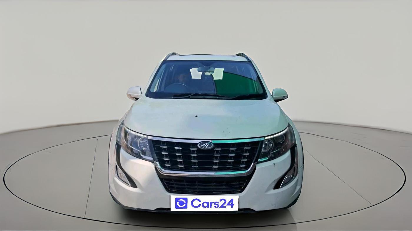 2019 Mahindra XUV500 W9, Diesel, Manual, 68,914 km, exterior